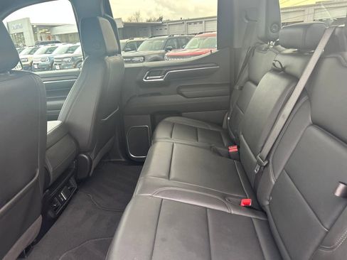 Used 2024 GMC Sierra 1500 SLT image 24