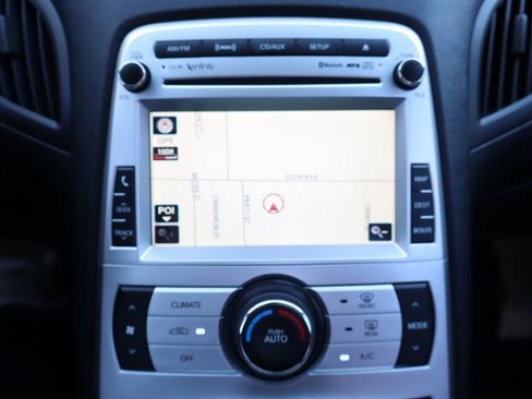 Used 2010 Hyundai Genesis 3.8 image 36