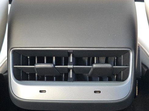 Used 2023 Tesla Model 3 Standard Range image 61