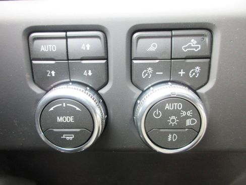 New 2026 GMC Sierra 1500 AT4 w/ AT4 Premium Package image 18