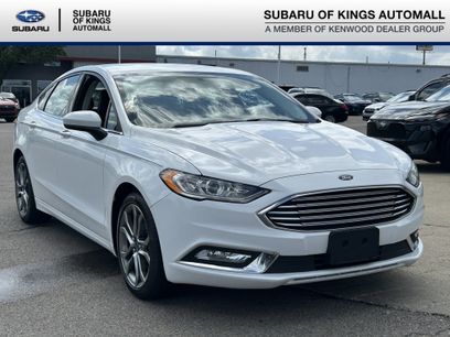 Used 2017 Ford Fusion SE w/ Equipment Group 201A