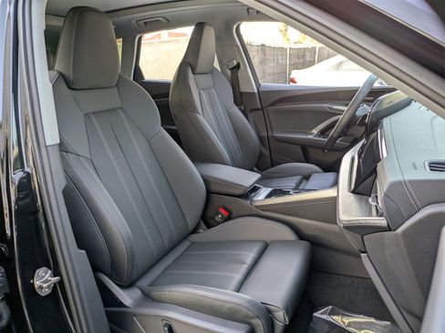 Used 2025 Audi Q5 Premium Plus w/ Premium Plus image 28