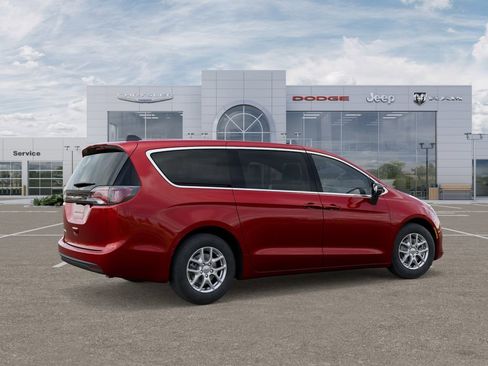 New 2026 Chrysler Voyager LX image 4