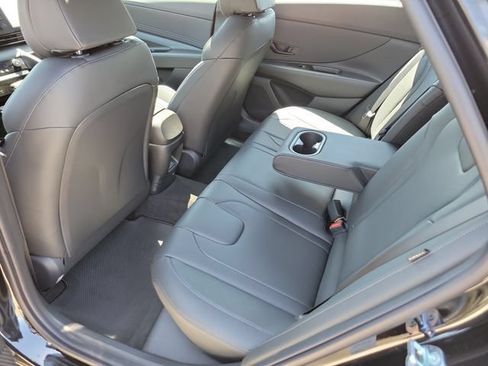 New 2026 Hyundai Elantra SEL Sport FWD image 24
