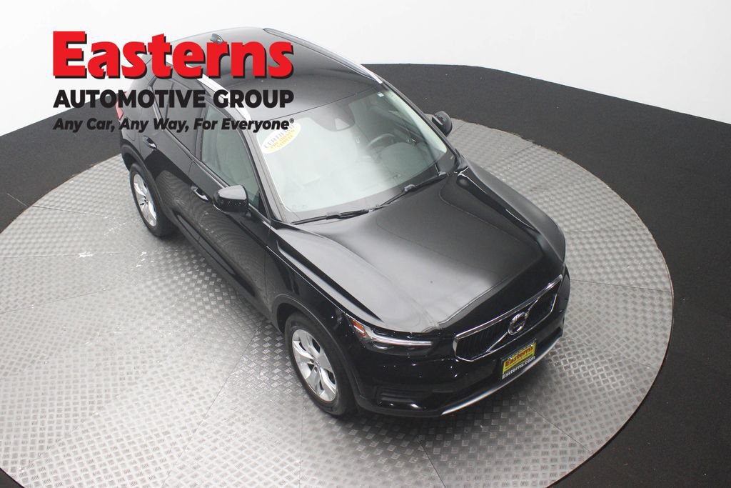 Used 2019 Volvo XC40 T5 Momentum AWD/4WD image 4