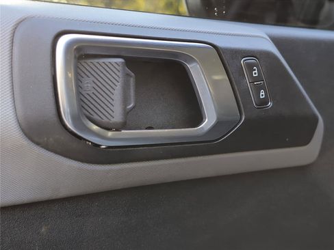 Used 2022 Ford Bronco Big Bend image 12