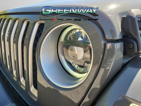 Used 2023 Jeep Wrangler Unlimited Sahara image 27
