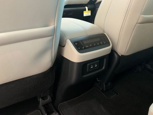 New 2026 Nissan Pathfinder SL image 22