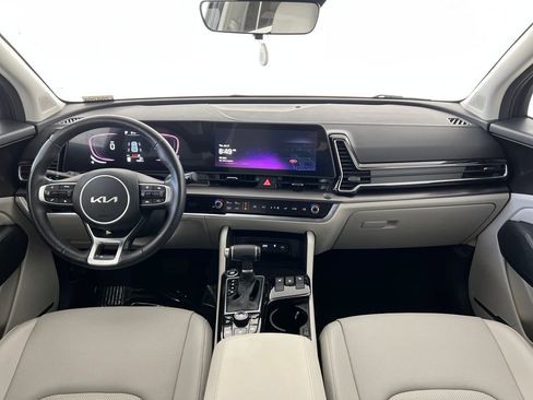 Used 2023 Kia Sportage EX image 15