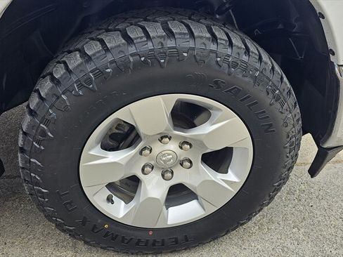 Used 2020 RAM 1500 Big Horn AWD/4WD image 5