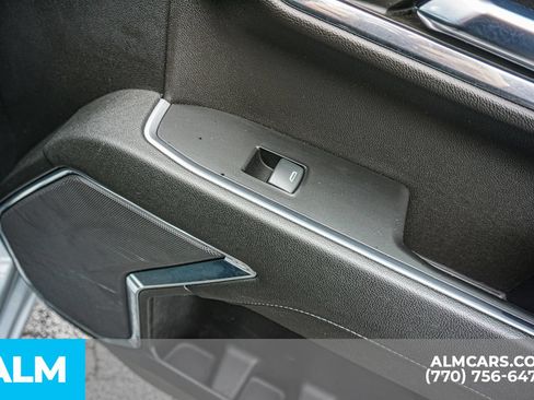 Used 2023 Chevrolet Silverado 1500 LT AWD/4WD image 47