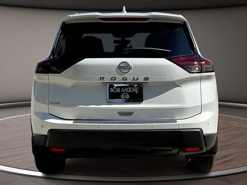 New 2026 Nissan Rogue SV w/ Cold Weather Package image 4