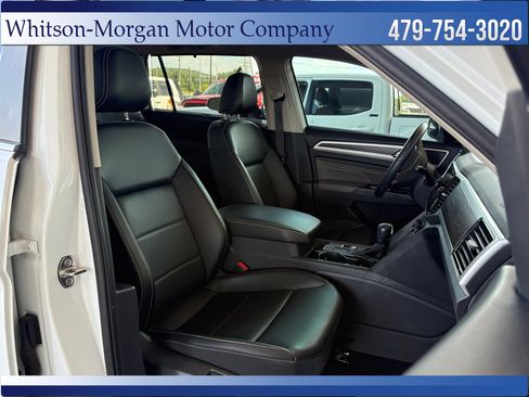 Used 2023 Volkswagen Atlas SE w/ Panoramic Sunroof Package FWD image 13