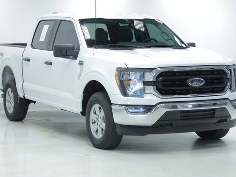 Used 2023 Ford F150 XLT image 3