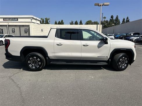 New 2026 GMC Sierra EV Elevation image 3