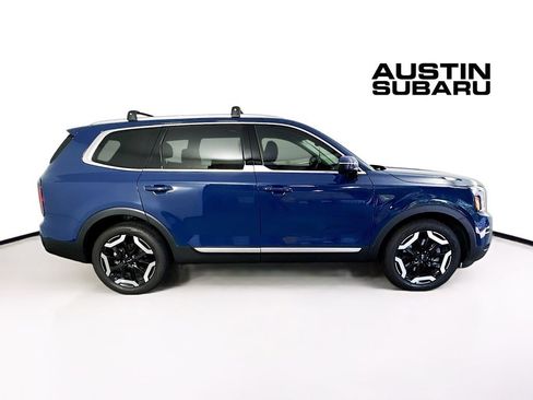 Used 2025 Kia Telluride EX w/ EX Captain's Chair Package FWD image 9