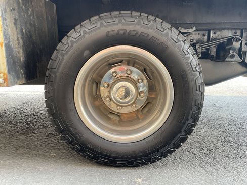 Used 2014 GMC Sierra 3500 W/T w/ Snow Plow Prep Package image 35