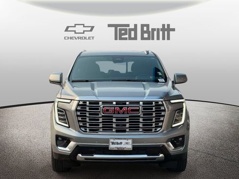 Certified 2025 GMC Yukon Denali AWD/4WD image 2