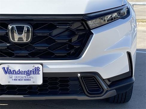 Certified 2025 Honda CR-V Sport image 9