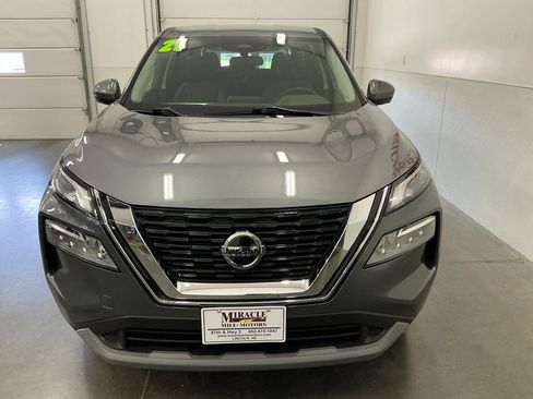 Used 2021 Nissan Rogue SV AWD/4WD image 8