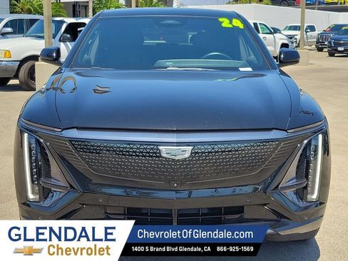 Certified 2024 Cadillac Lyriq Sport RWD image 15