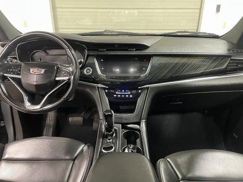Used 2022 Cadillac XT6 Premium Luxury AWD/4WD image 13