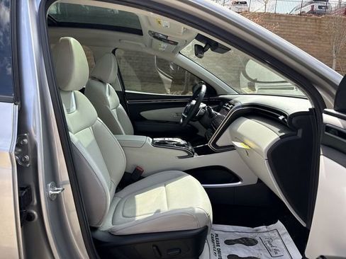 Used 2022 Hyundai Tucson Limited image 28