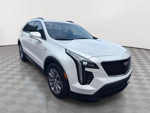 Used 2023 Cadillac XT4 Sport FWD image 4