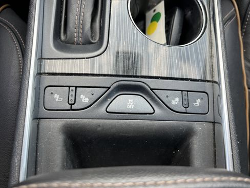 Used 2016 Chevrolet Impala LTZ image 25