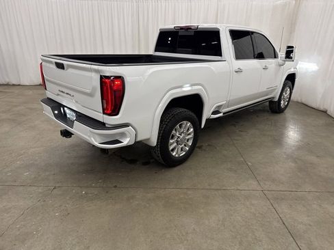 Used 2023 GMC Sierra 3500 Denali w/ Denali Ultimate Package image 30