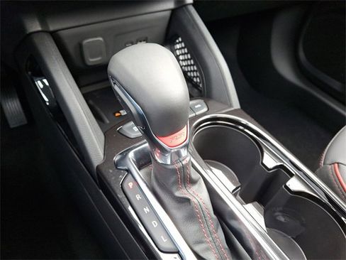 New 2025 Chevrolet TrailBlazer RS w/ Convenience Package image 12