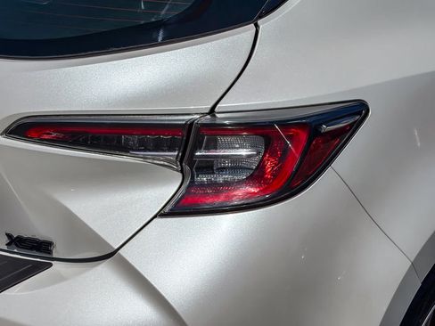 Used 2021 Toyota Corolla XSE w/ Carpet Mat Package (TMS) FWD image 8