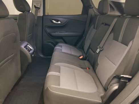 Used 2023 Chevrolet Blazer LT FWD image 18