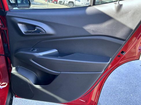 New 2026 Chevrolet Trax LT w/ Driver Confidence Package image 17