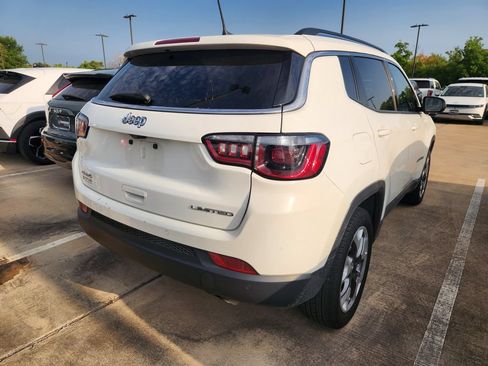 Used 2021 Jeep Compass Limited AWD/4WD image 5