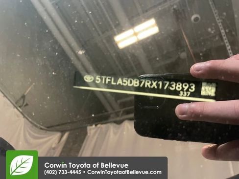 Used 2024 Toyota Tundra SR5 image 31