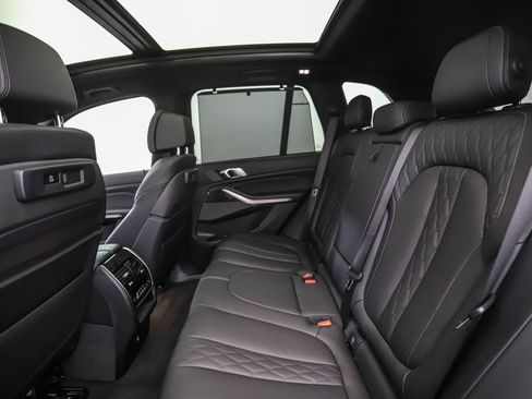Used 2023 BMW X5 M50i w/ Executive Package AWD/4WD image 22