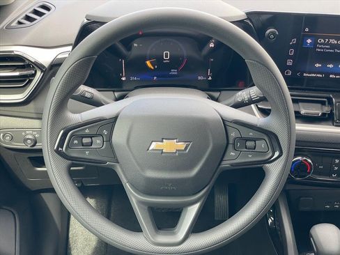 New 2026 Chevrolet TrailBlazer LT FWD image 12