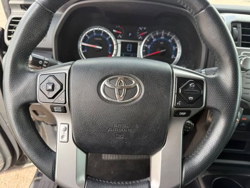 Used 2019 Toyota 4Runner SR5 Premium image 14