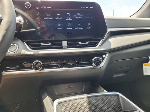 New 2026 Chevrolet Equinox LT image 16