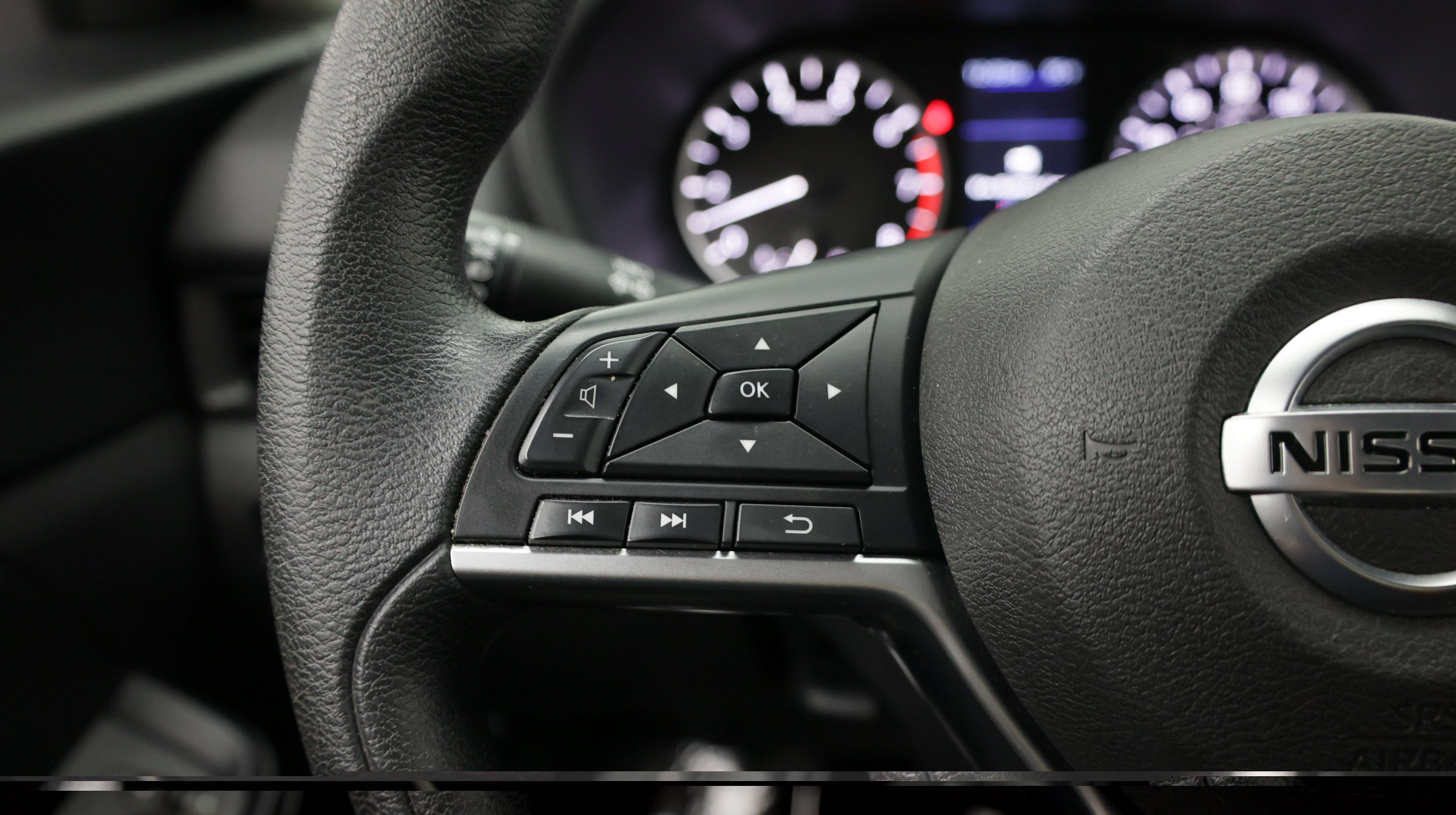 Used 2023 Nissan Sentra S FWD image 19