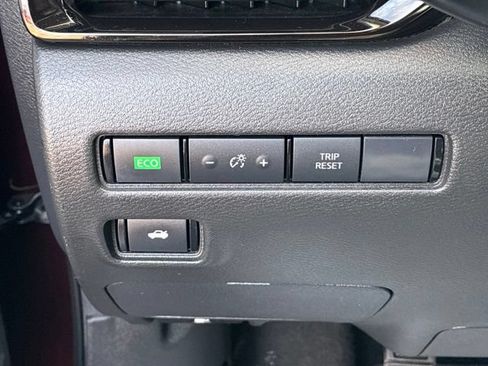 Used 2020 Nissan Sentra SV FWD image 30