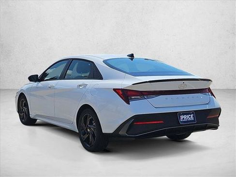 Used 2026 Hyundai Elantra Sport FWD image 8