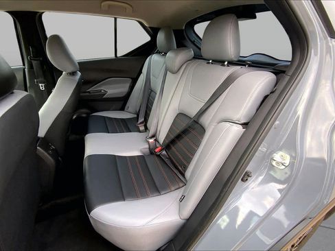 Used 2024 Nissan Kicks SR w/ SR Premium Package FWD image 19