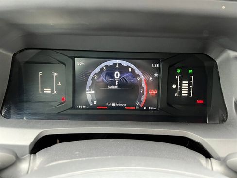 Used 2025 Toyota Tacoma SR5 image 29