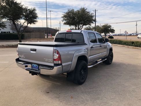 Used 2015 Toyota Tacoma PreRunner image 6