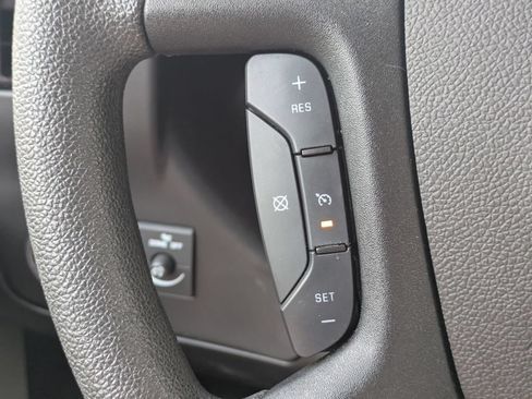 Used 2023 Chevrolet Express 3500 LS RWD image 14