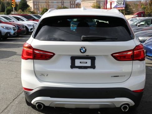 Used 2021 BMW X1 sDrive28i image 7