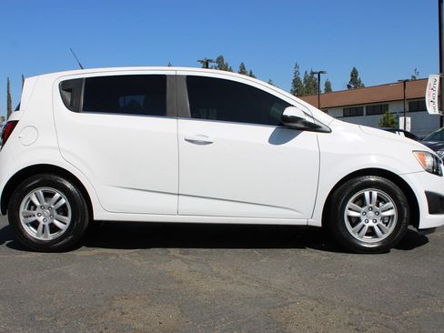 Used 2014 Chevrolet Sonic LT w/ Fun and Sun Package FWD image 37
