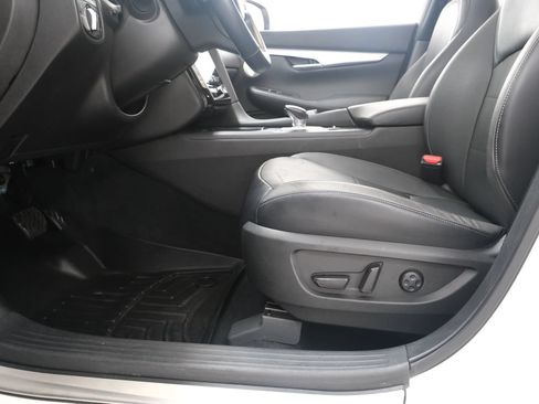 Used 2022 INFINITI QX50 Essential AWD/4WD image 29